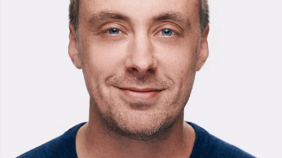 Stephen dost 1024x768 1